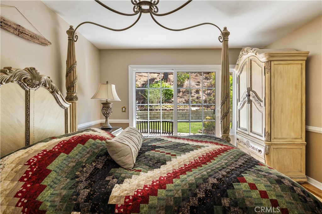 5612 Amberdale