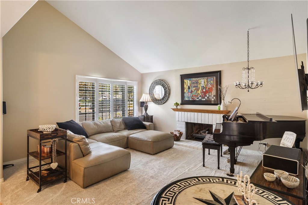 5612 Amberdale