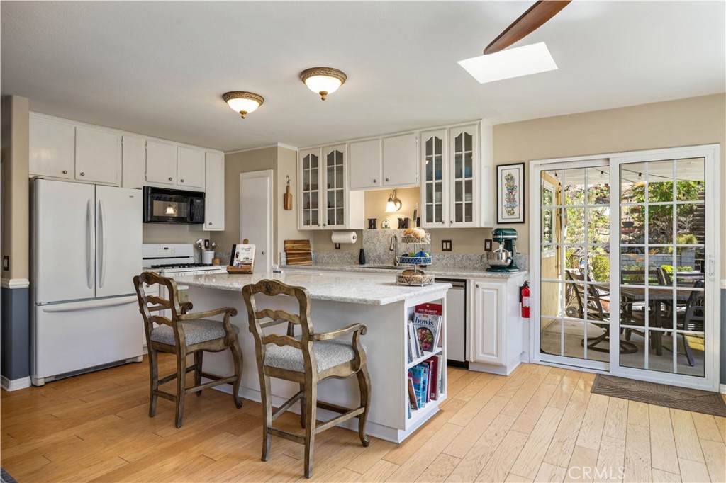 5612 Amberdale