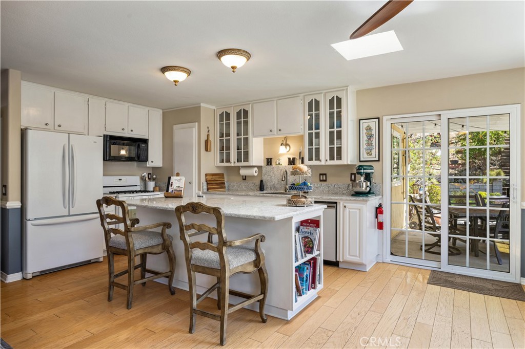 5612 Amberdale