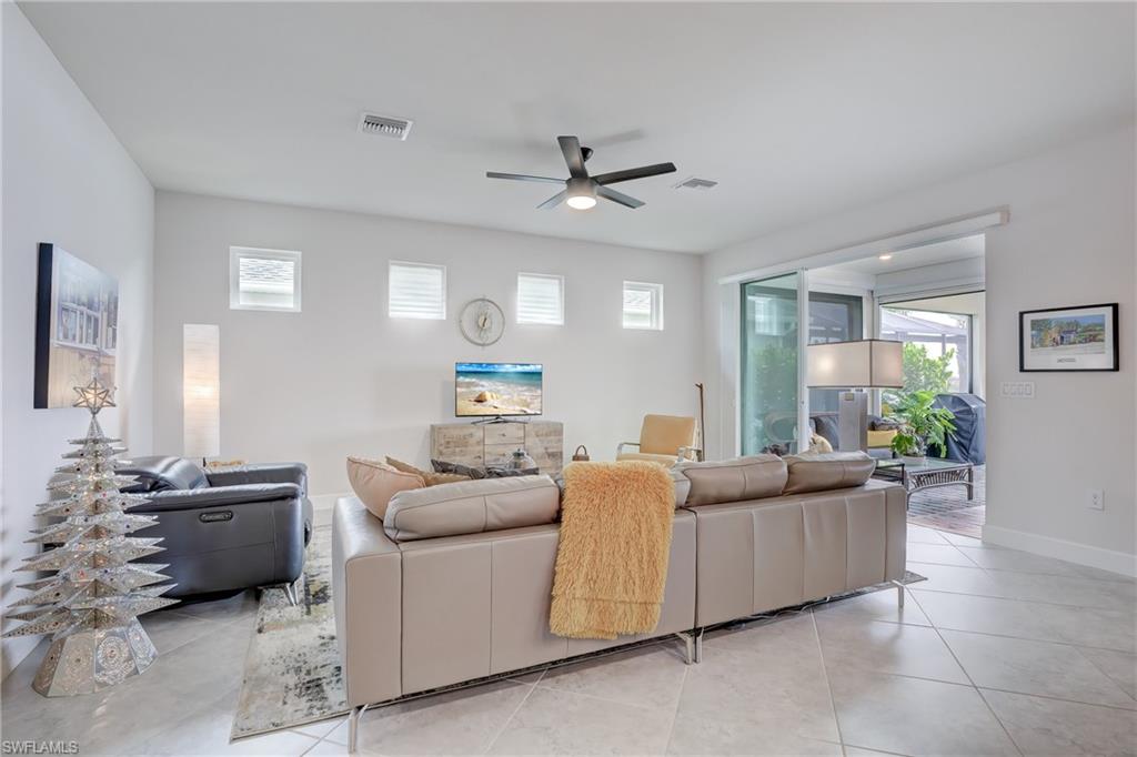 42998 Wiregrass LN