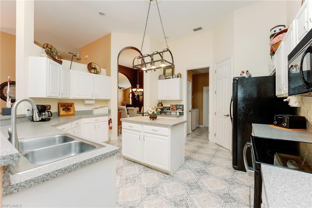 8945 Cypress Preserve PL