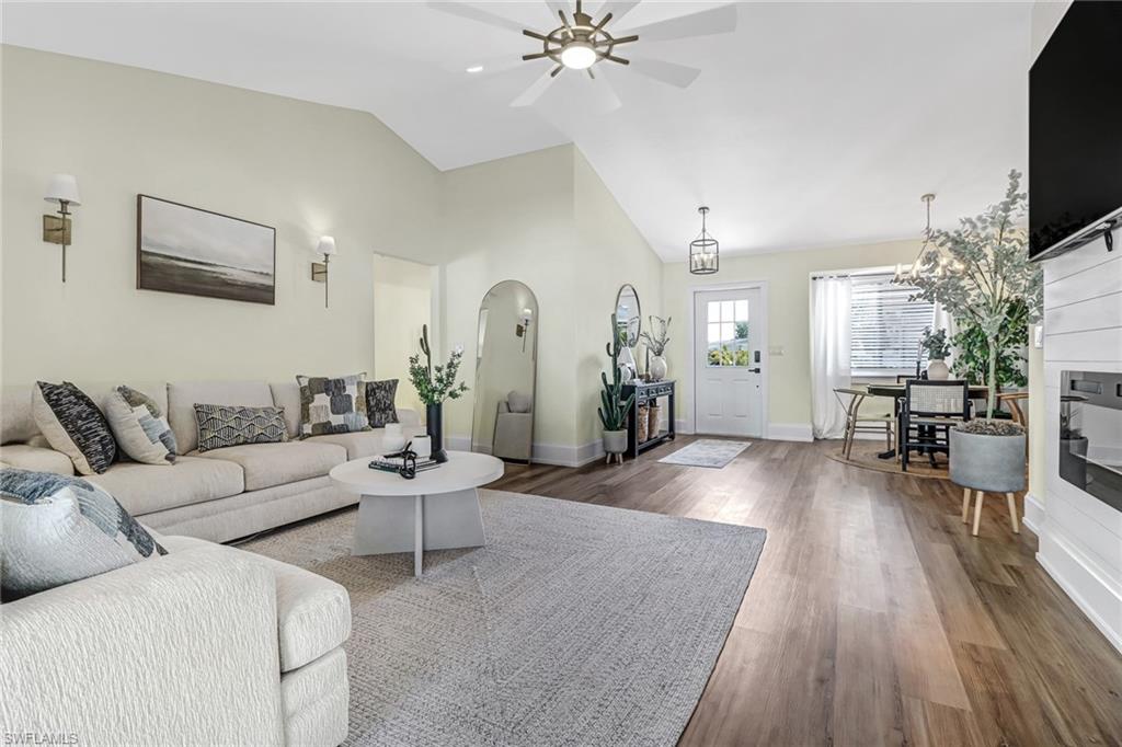 10208 Shade Tree CT