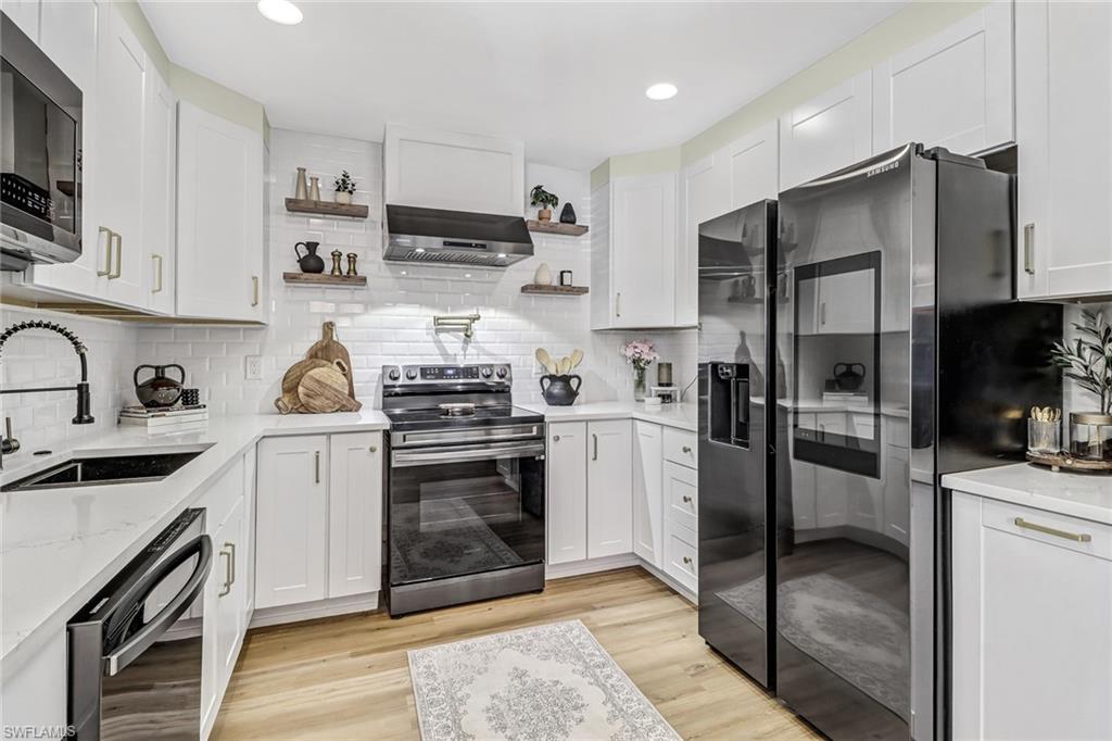 10208 Shade Tree CT