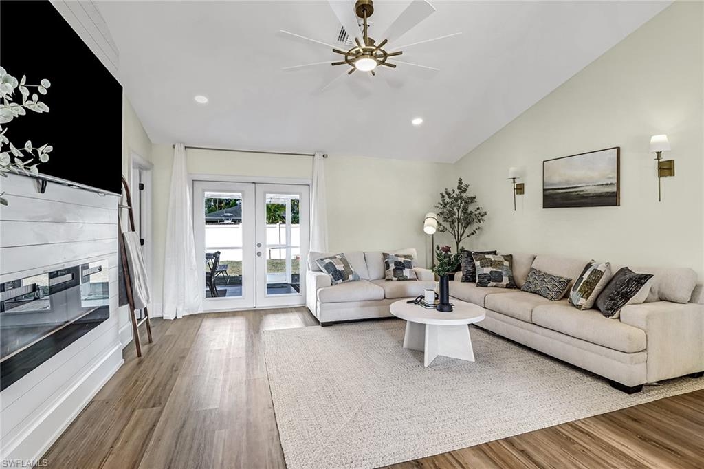 10208 Shade Tree CT