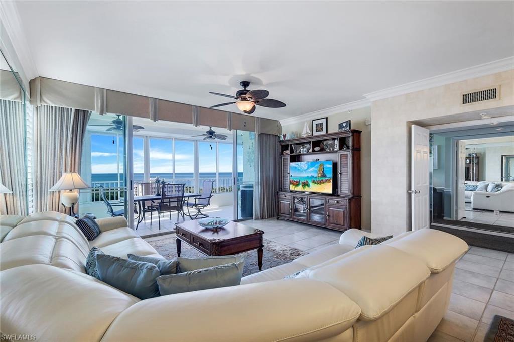 21 Bluebill AVE # 1102