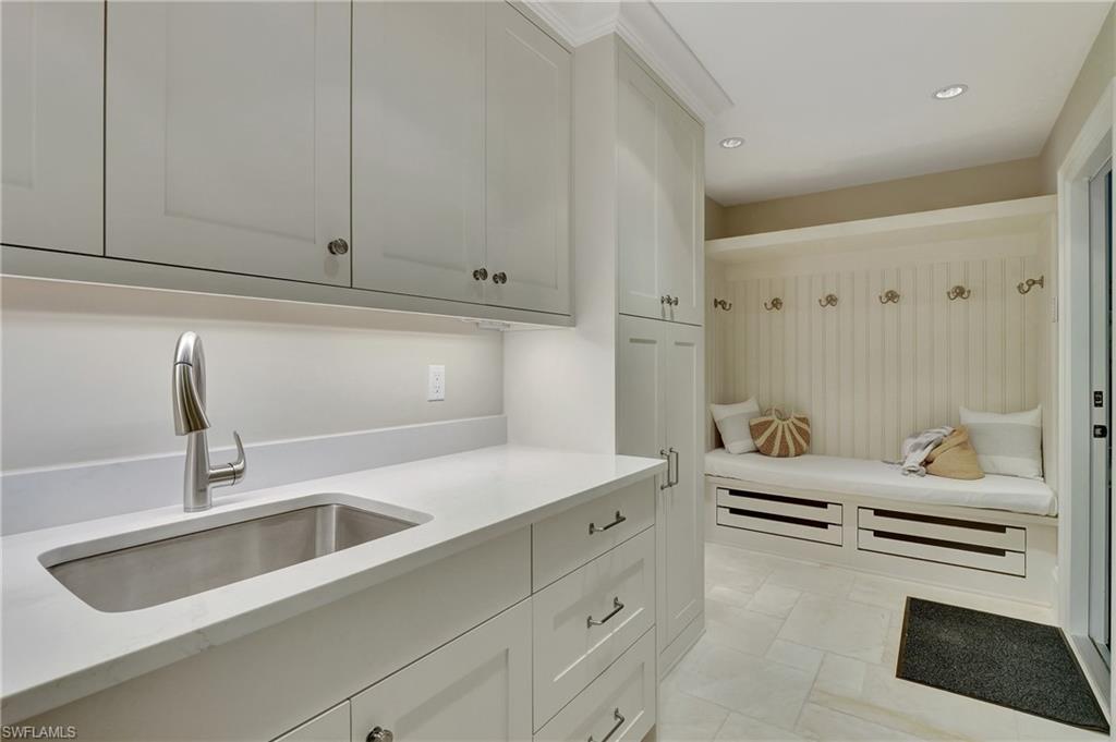 2223 Imperial Golf Course BLVD