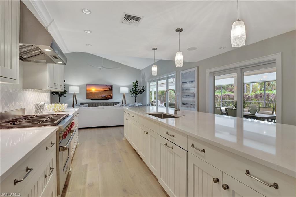 2223 Imperial Golf Course BLVD