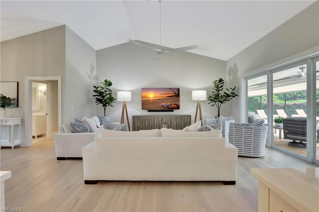 2223 Imperial Golf Course BLVD