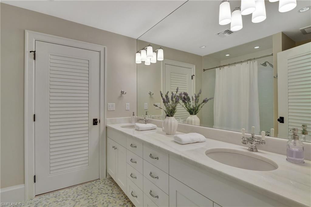 2223 Imperial Golf Course BLVD