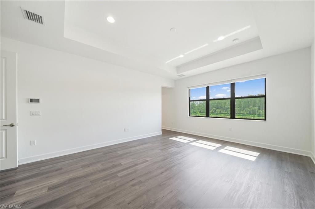 20151 Camellia Crosse LN