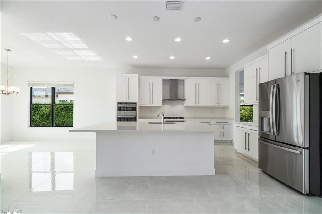 20151 Camellia Crosse LN
