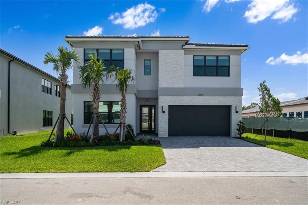 20151 Camellia Crosse LN