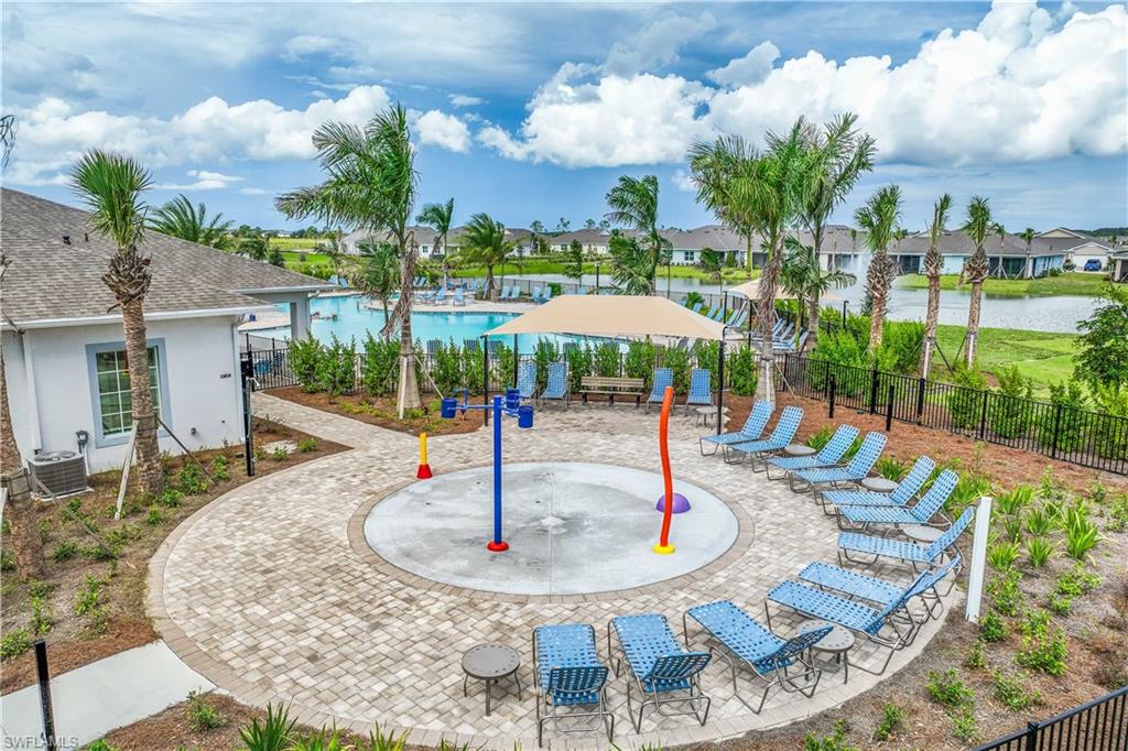 17785 SHADE TREE LOOP