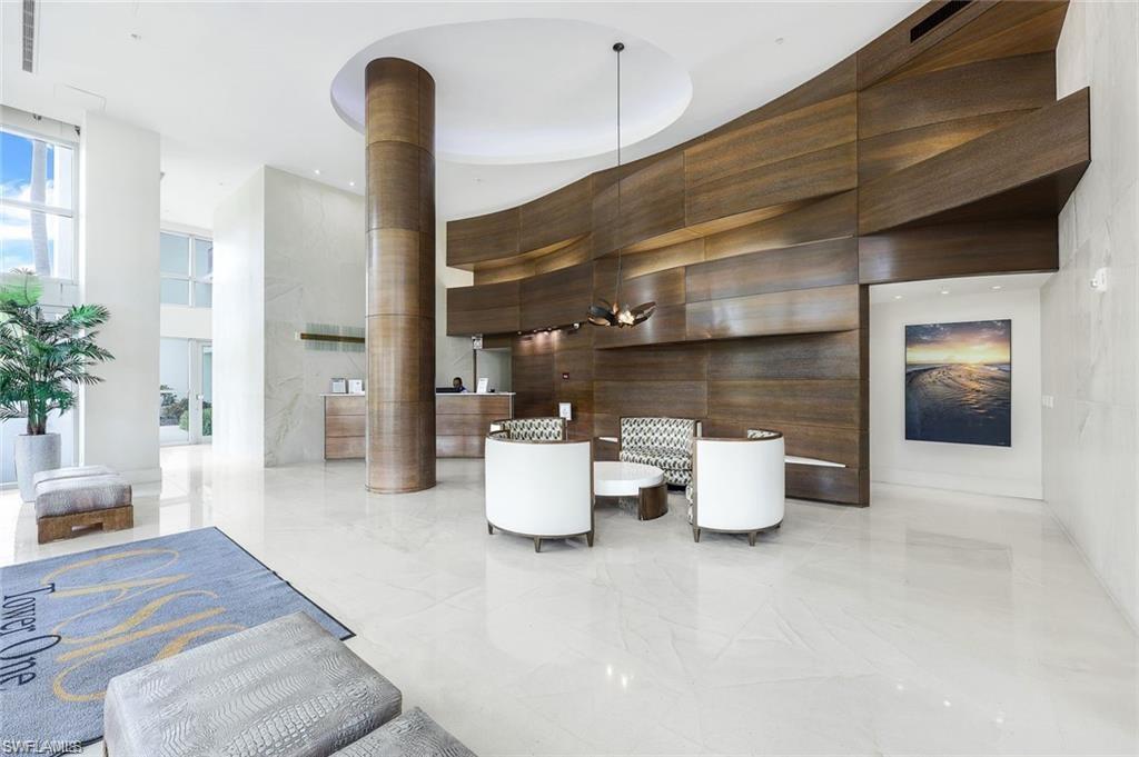 3000 Oasis Grand BLVD # 1106