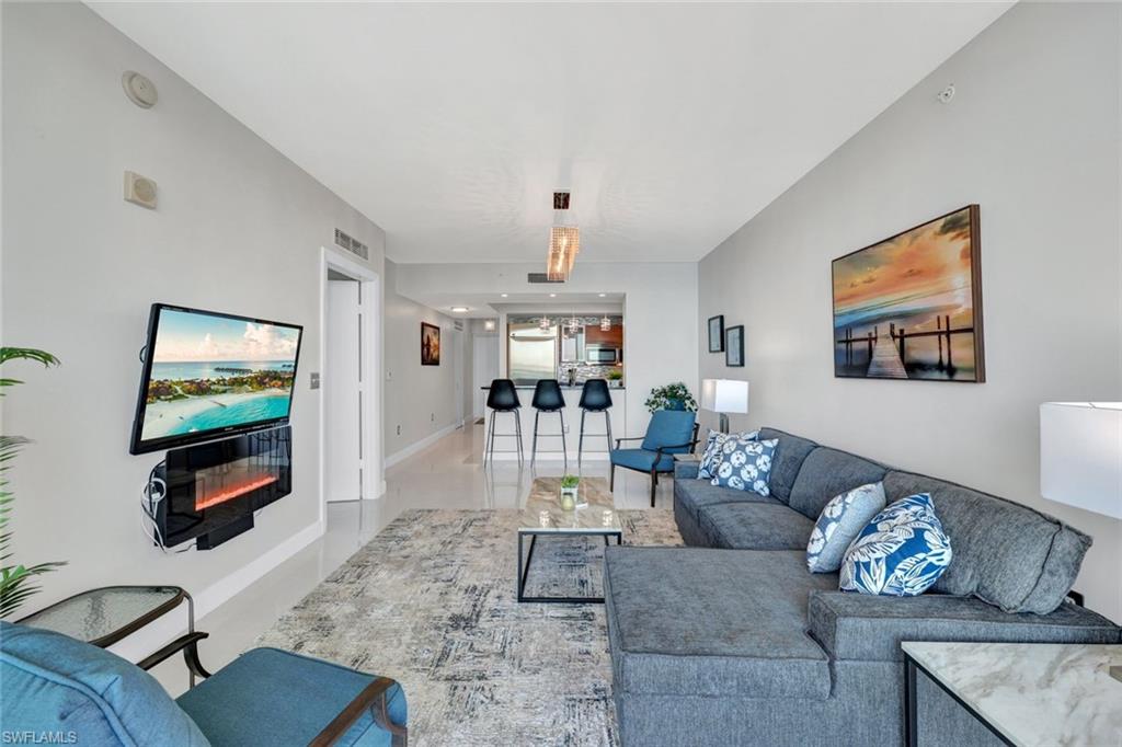 3000 Oasis Grand BLVD # 1106