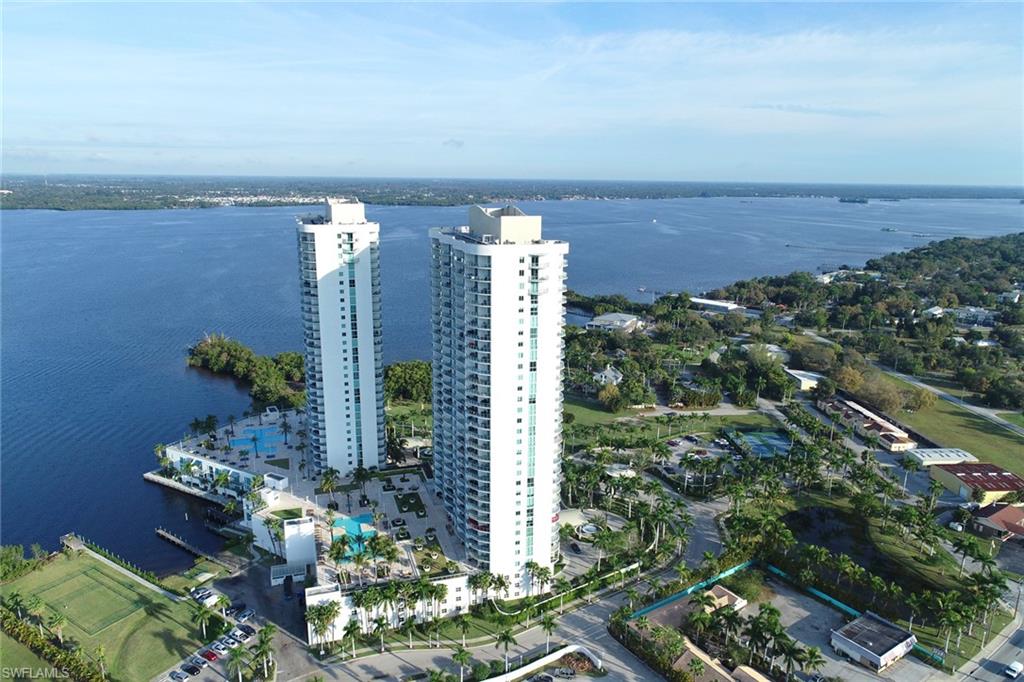 3000 Oasis Grand BLVD # 1106