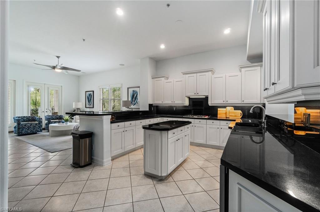 2842 Tiburon BLVD E 103
