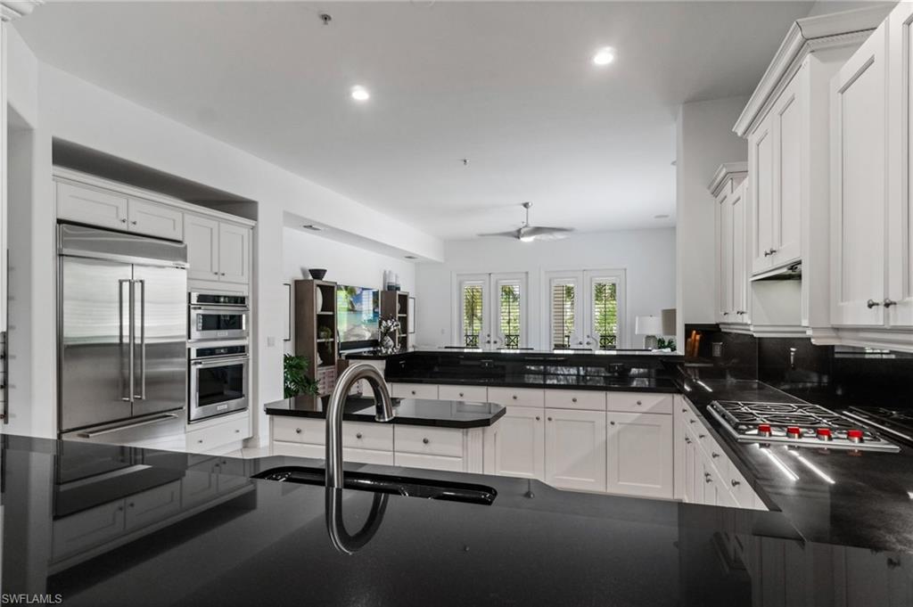 2842 Tiburon BLVD E 103