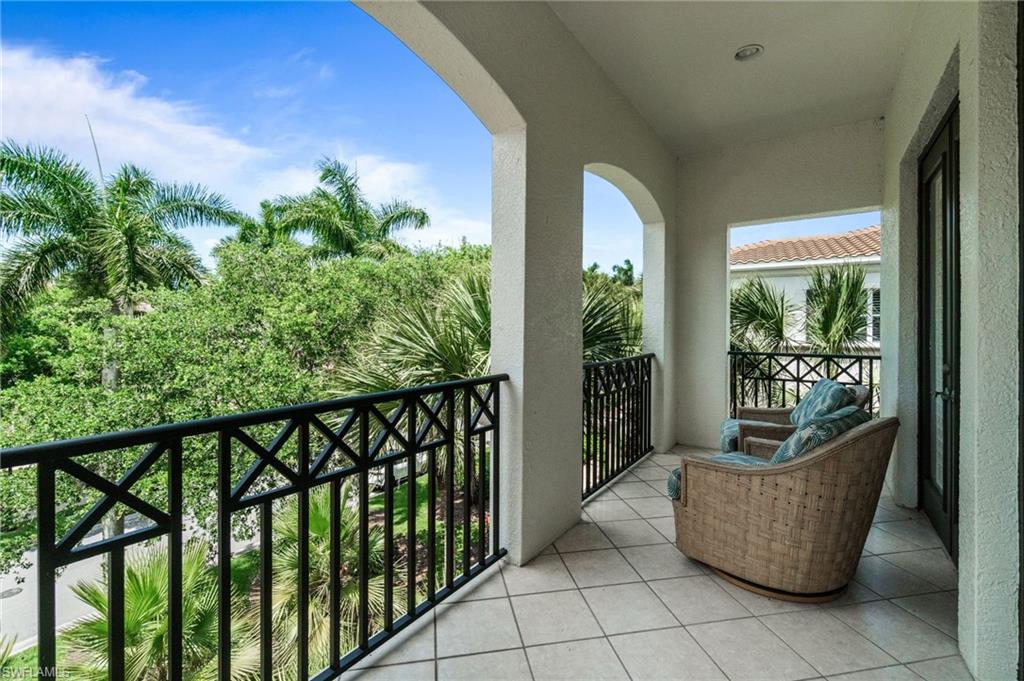 2842 Tiburon BLVD E 103