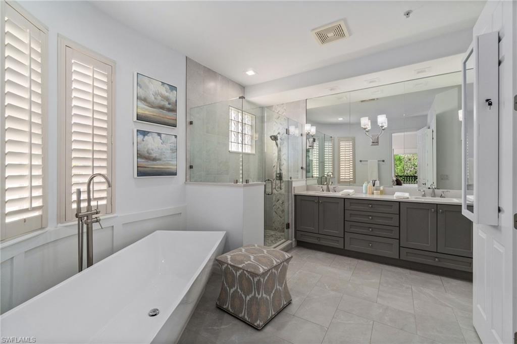 2842 Tiburon BLVD E 103