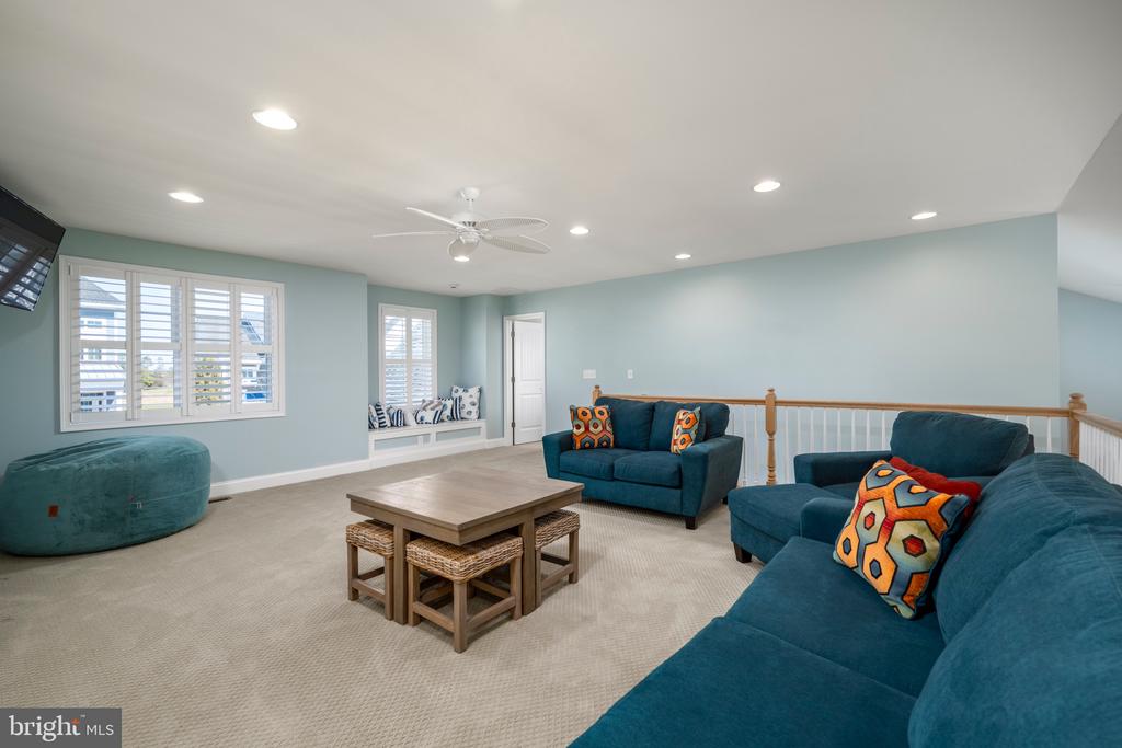 30532 N MAGNOLIA CROSSING