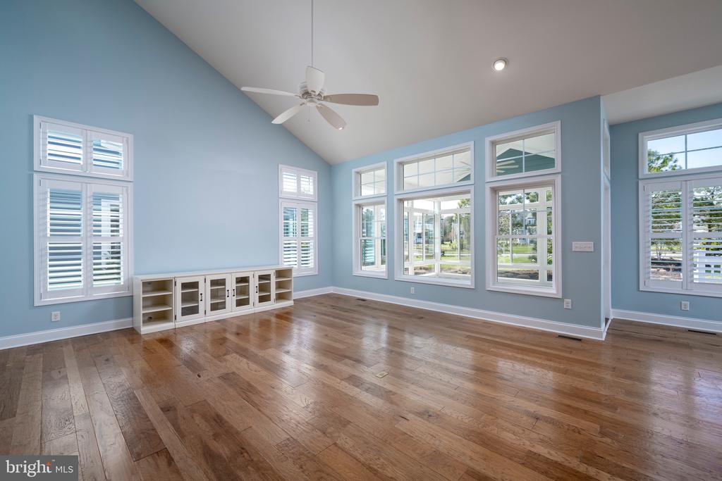 30532 N MAGNOLIA CROSSING