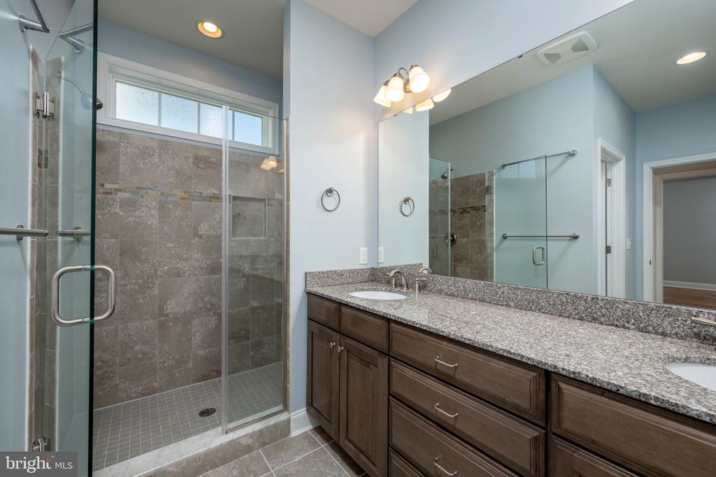 30532 N MAGNOLIA CROSSING