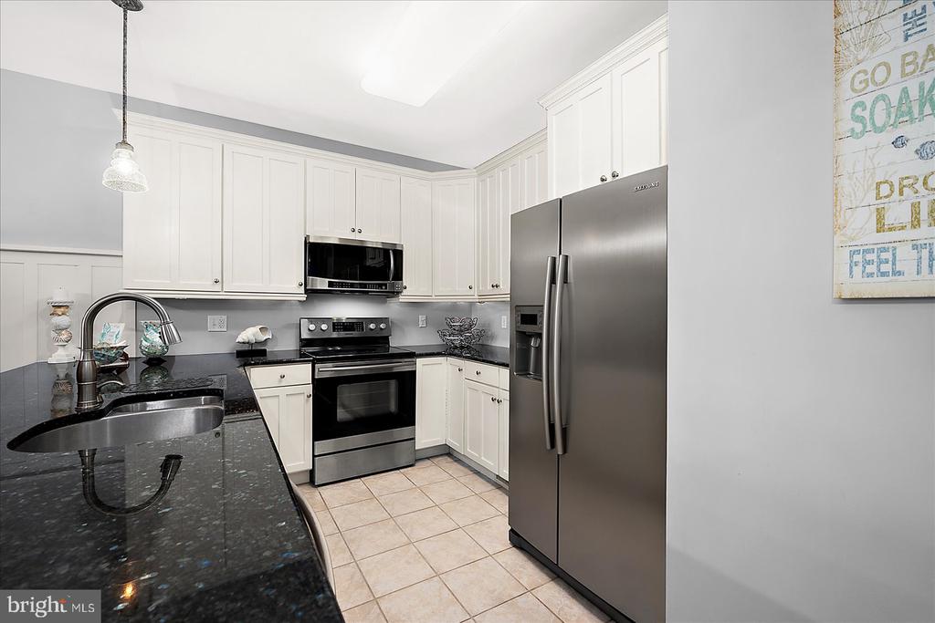 38312 OCEAN VISTA DRIVE Unit: 1082