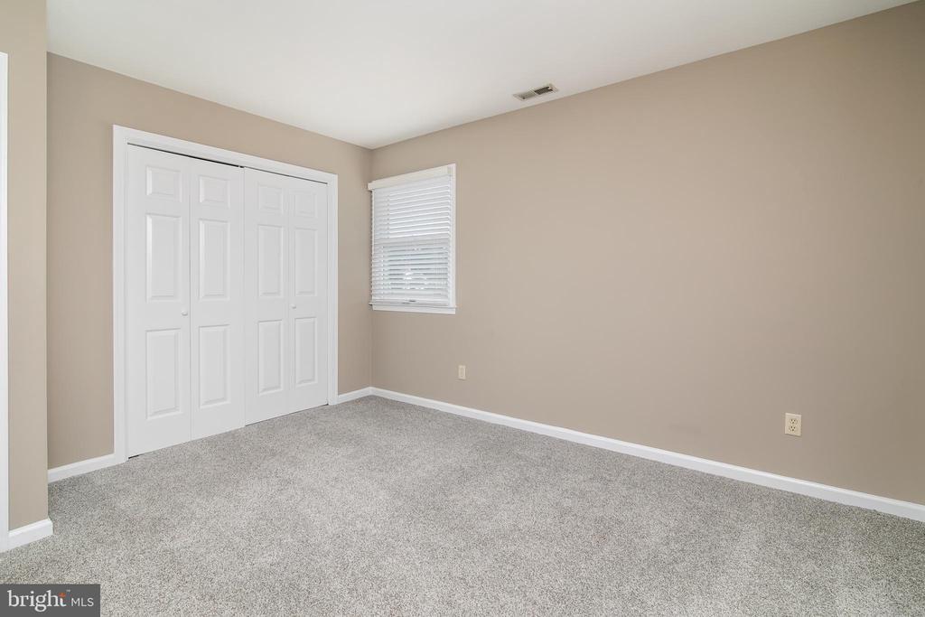 27976 CROSS CREEK DRIVE