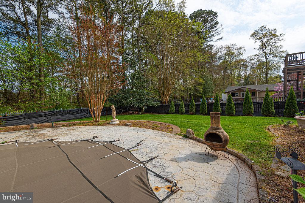 10107 QUEENS CIRCLE