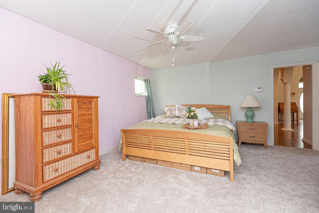 10107 QUEENS CIRCLE