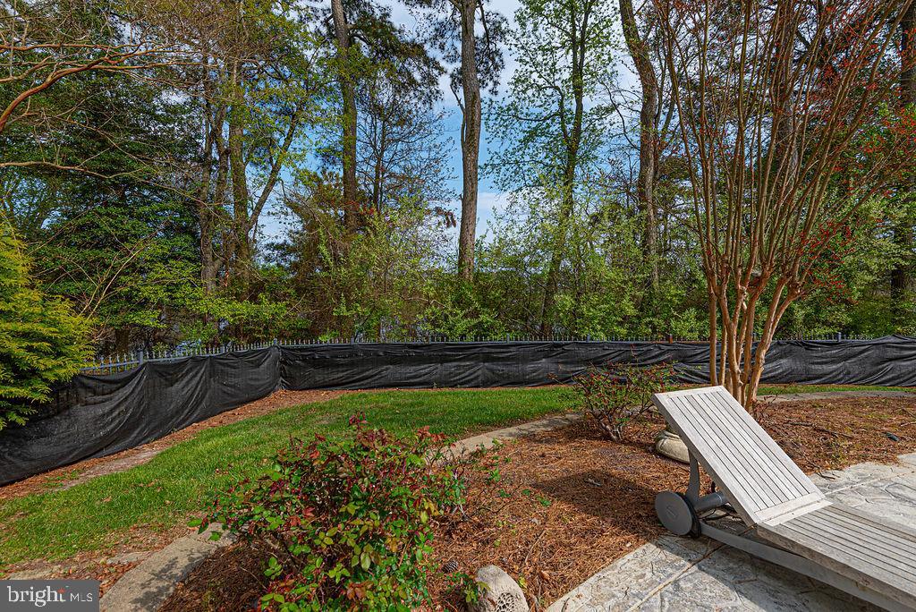 10107 QUEENS CIRCLE
