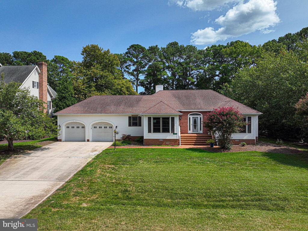 10107 QUEENS CIRCLE