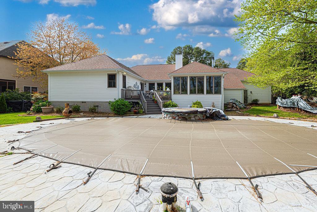 10107 QUEENS CIRCLE