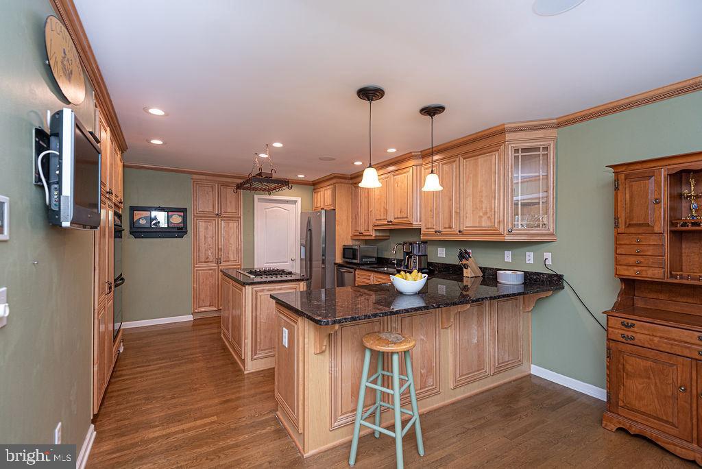 10107 QUEENS CIRCLE