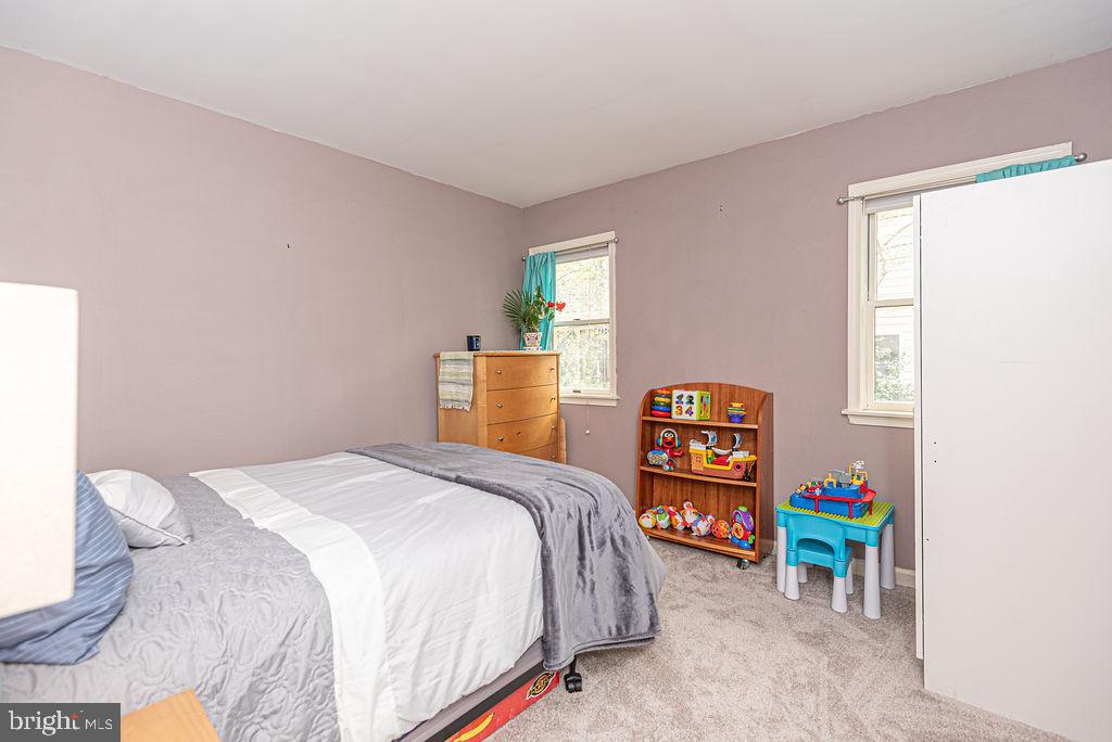 10107 QUEENS CIRCLE