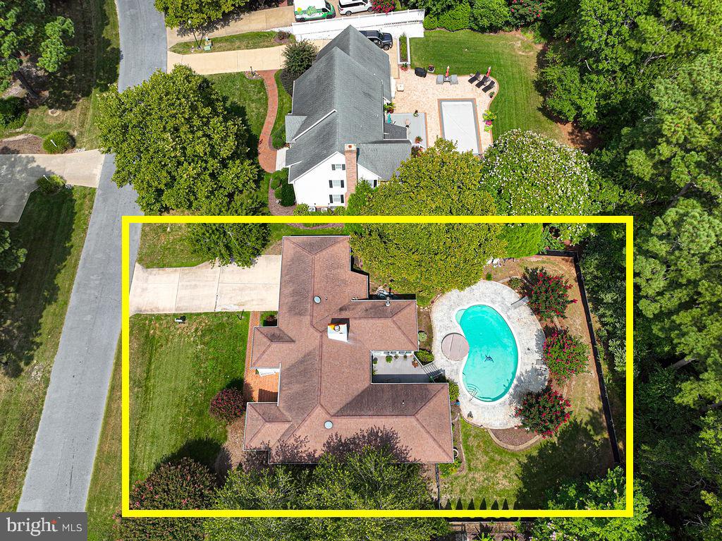 10107 QUEENS CIRCLE