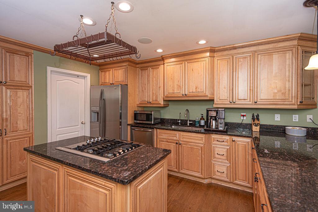10107 QUEENS CIRCLE