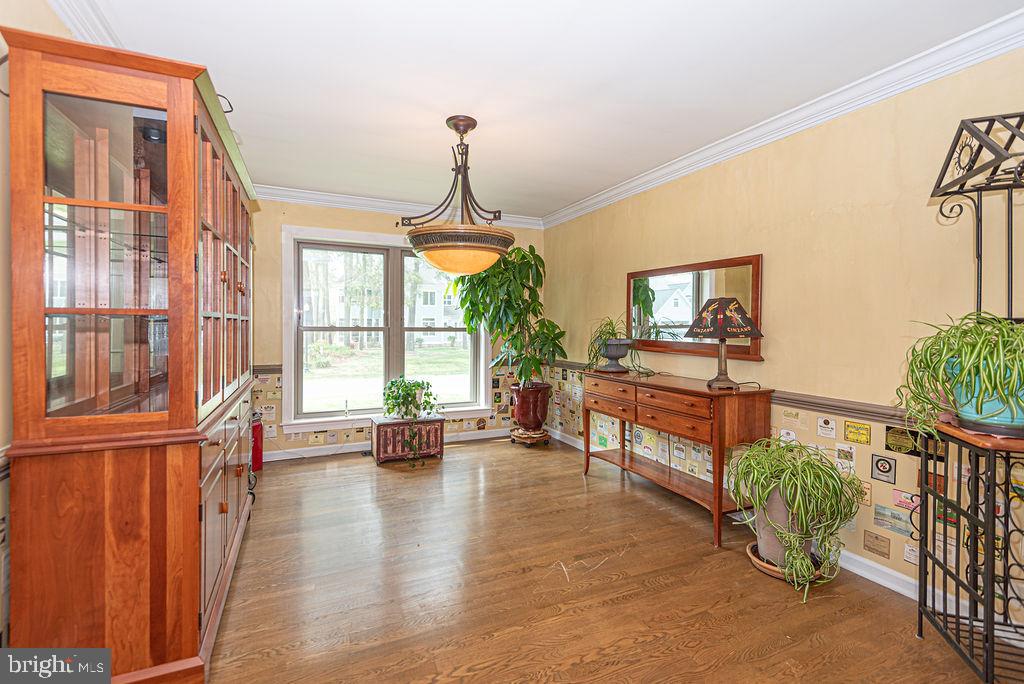 10107 QUEENS CIRCLE