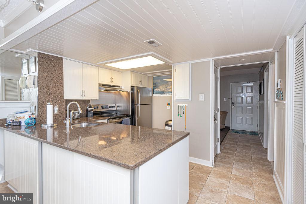 11500 COASTAL HIGHWAY Unit: 411