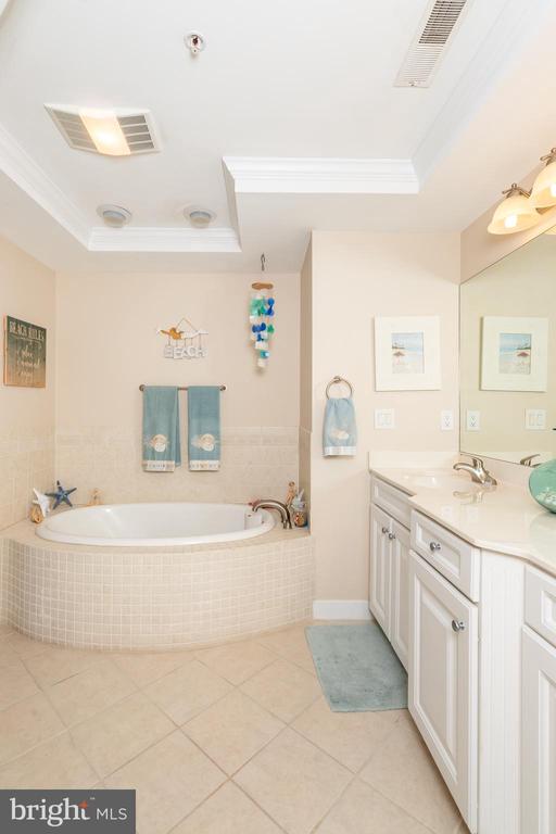 7601 COASTAL HIGHWAY Unit: 403