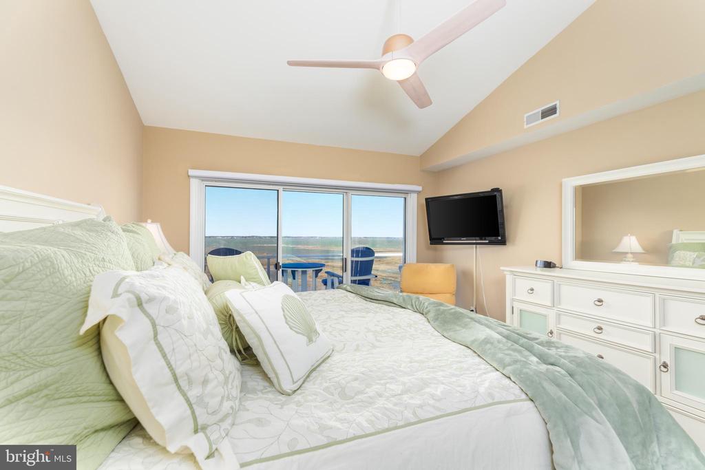 7601 COASTAL HIGHWAY Unit: 403