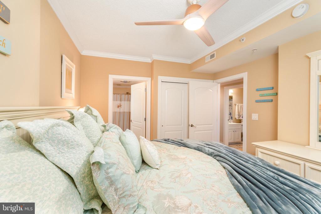 7601 COASTAL HIGHWAY Unit: 403