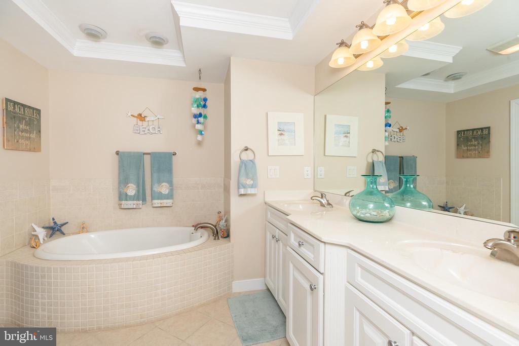 7601 COASTAL HIGHWAY Unit: 403