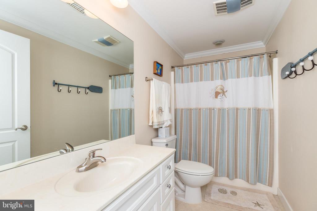 7601 COASTAL HIGHWAY Unit: 403