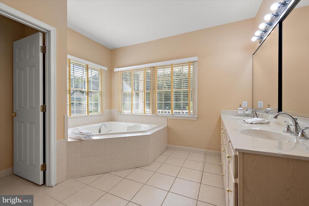 8705 HABITAT COURT