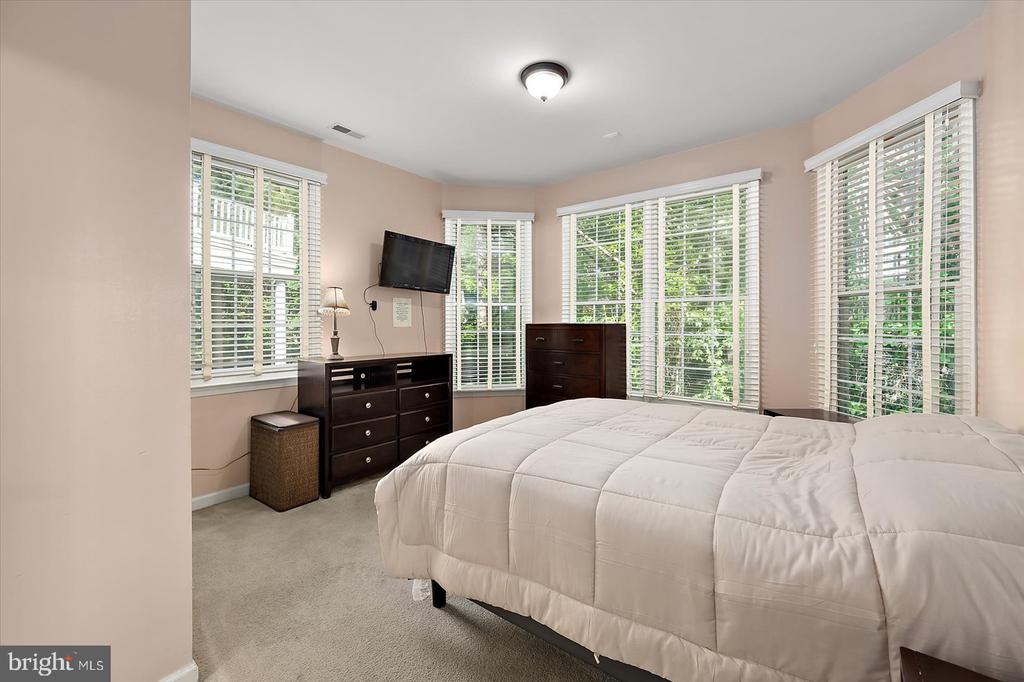 8705 HABITAT COURT