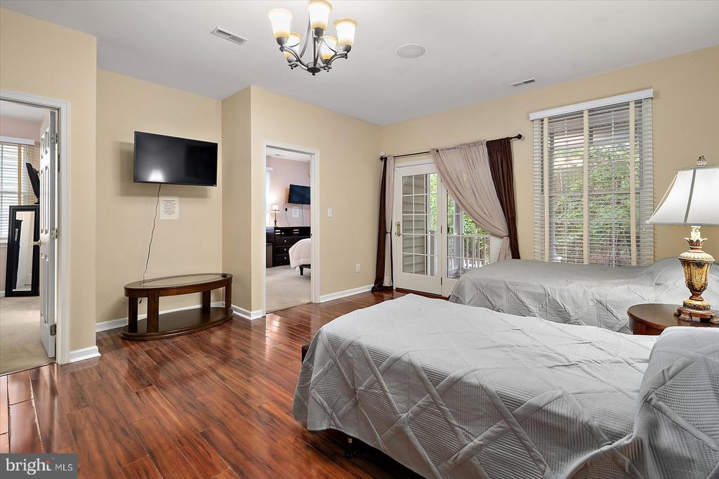 8705 HABITAT COURT