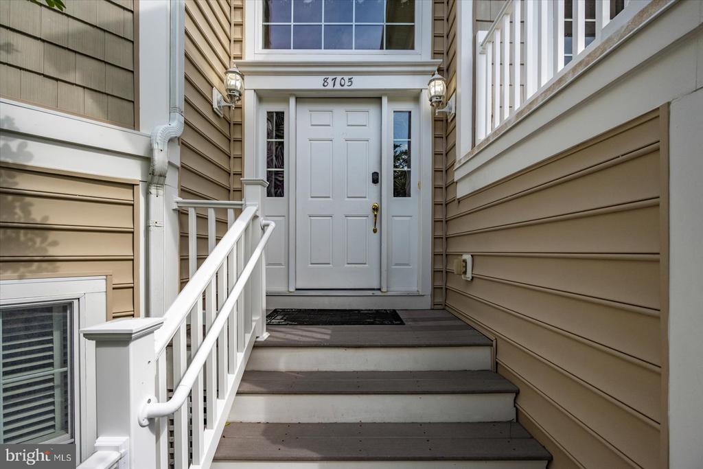 8705 HABITAT COURT